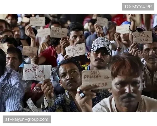 印度队主场优势尽显，全场观众热情高涨，印度国家队